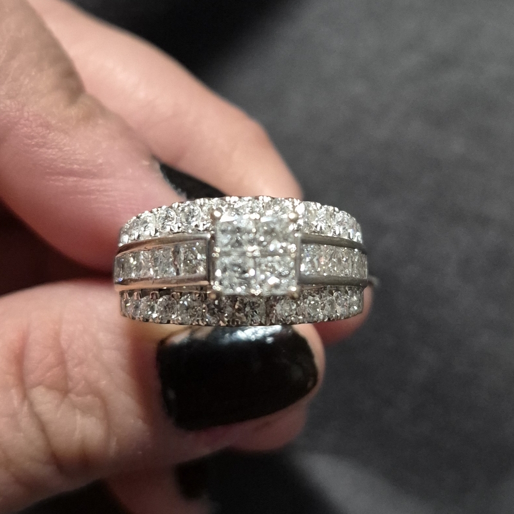 2.47 Ctw Diamond Ring